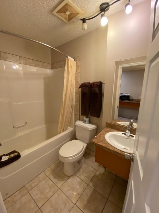 Aspen Motor Inn Drayton Valley Exteriör bild